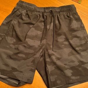 7” Layers Runner Shorts Black Camo